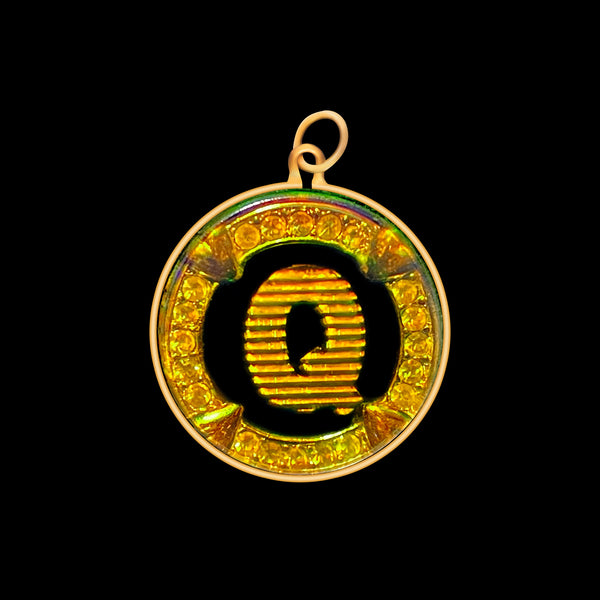 Initial Letter 'Q" (Small)